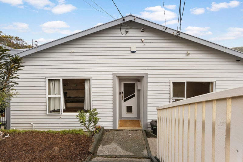 22 Albert Street, Island Bay, Wellington - Carousel 1