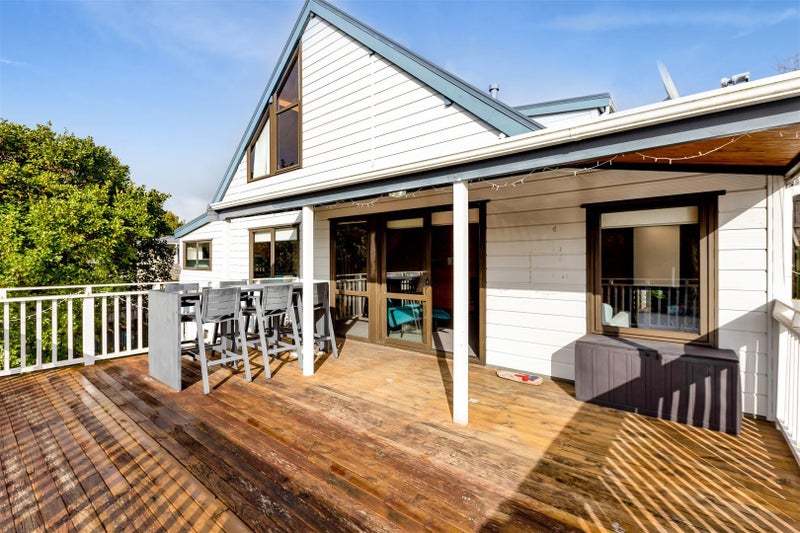 11 Erica Place, Bell Block, New Plymouth - Carousel 2