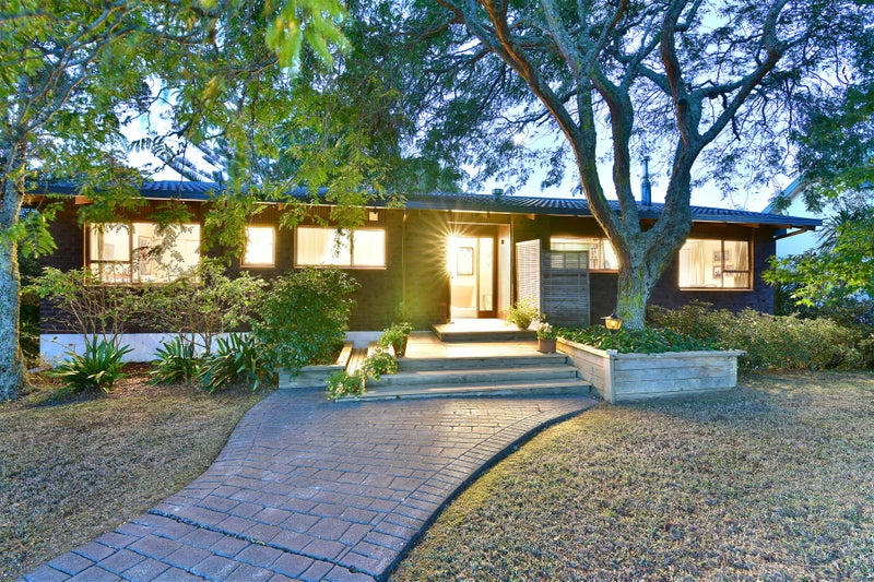 1/4 John Dee Cres, Red Beach, Whangaparāoa - Carousel 2