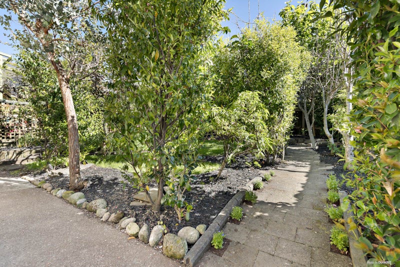 2B Korau Road, Greenlane, Auckland - Carousel 2
