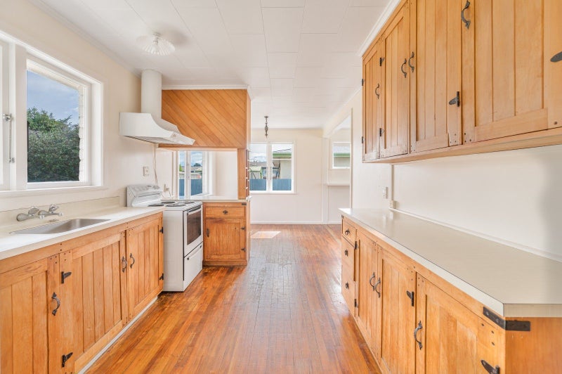 66 Clarence Cox Crescent, Pirimai, Napier - Carousel 2