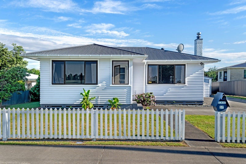 37 Main Road, Makaraka, Gisborne - Carousel 19