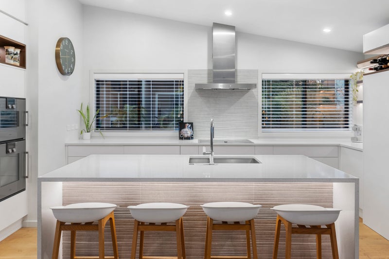 21A Hastings Road, Mairangi Bay, Auckland - Carousel 2