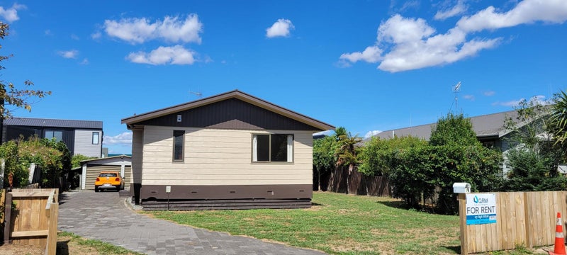29 Gilbass Avenue, Hamilton Lake, Hamilton - Carousel 13