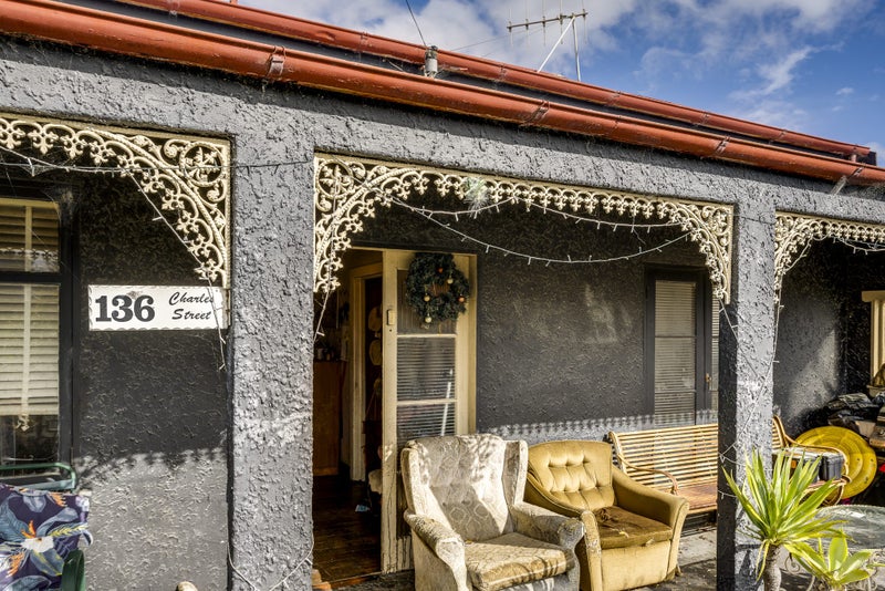 136 Charles Street, Westshore, Napier - Carousel 13