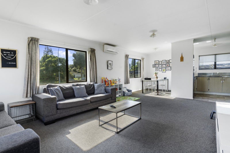 68E Millers Road, Brookfield, Tauranga - Carousel 1