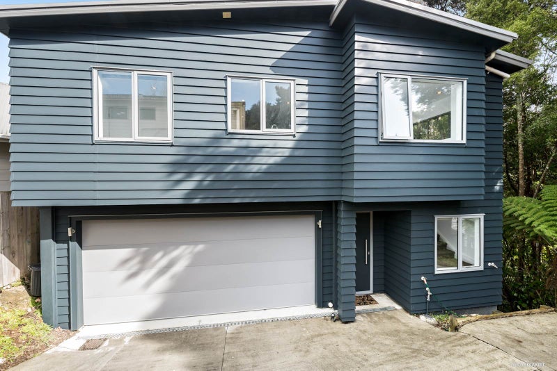 33A Glen Vista Place, Bayview, Auckland - Carousel 1