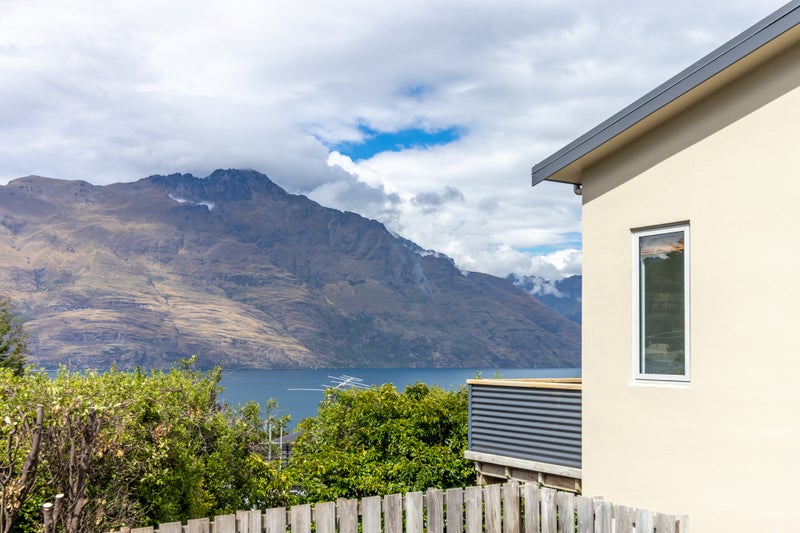 19A Arawata Terrace, Fernhill, Queenstown - Carousel 17