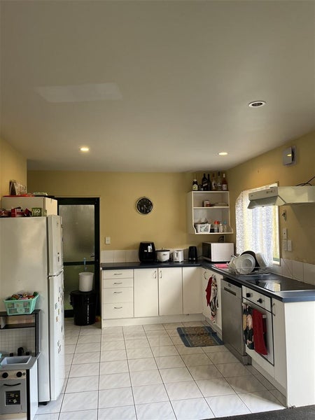 59J Astley Avenue, New Lynn, Auckland - Carousel 2