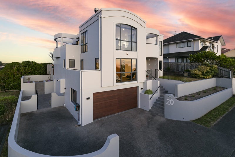 20 Imran Terrace, Khandallah, Wellington - Carousel 27