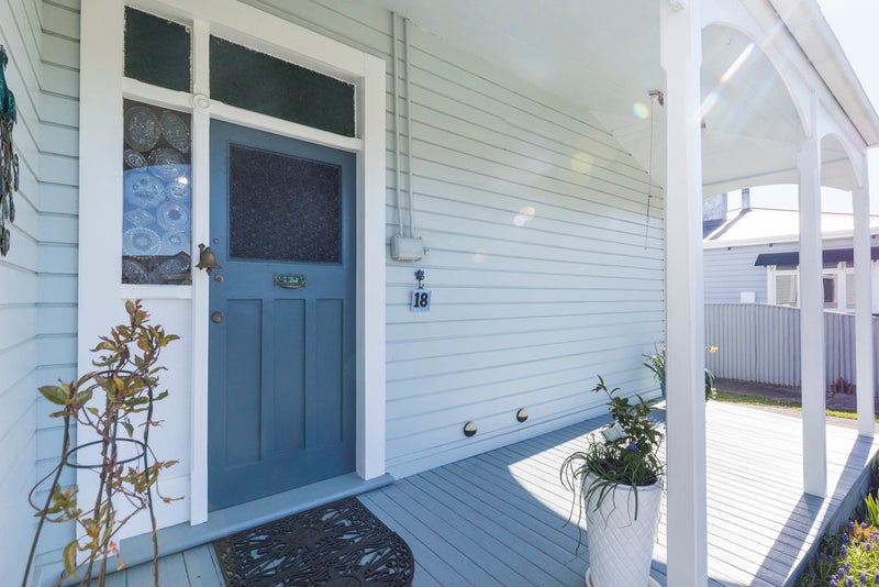 18 Bryant Street, Takaro, Palmerston North - Carousel 2