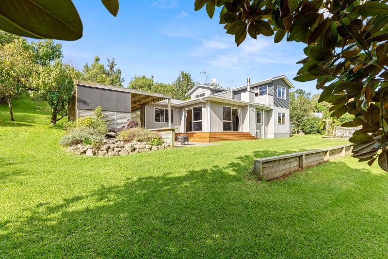 15 Roger Guy Place, Welcome Bay, Tauranga - Carousel 2