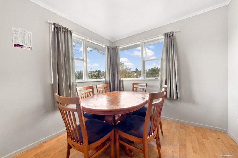 77A Rosamund Avenue, New Windsor, Auckland - Carousel 1