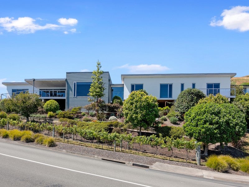 64 Bay View Road, Atawhai, Nelson - Carousel 1