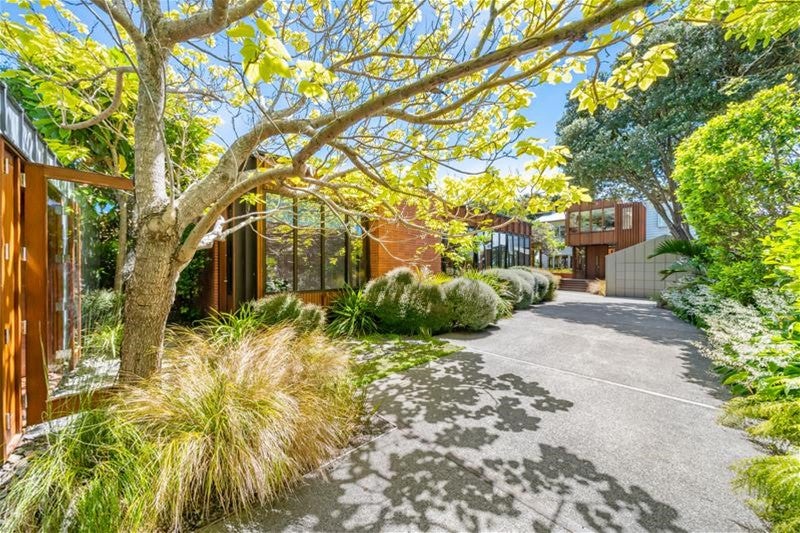 432 Muritai Road, Eastbourne, Lower Hutt - Carousel 1