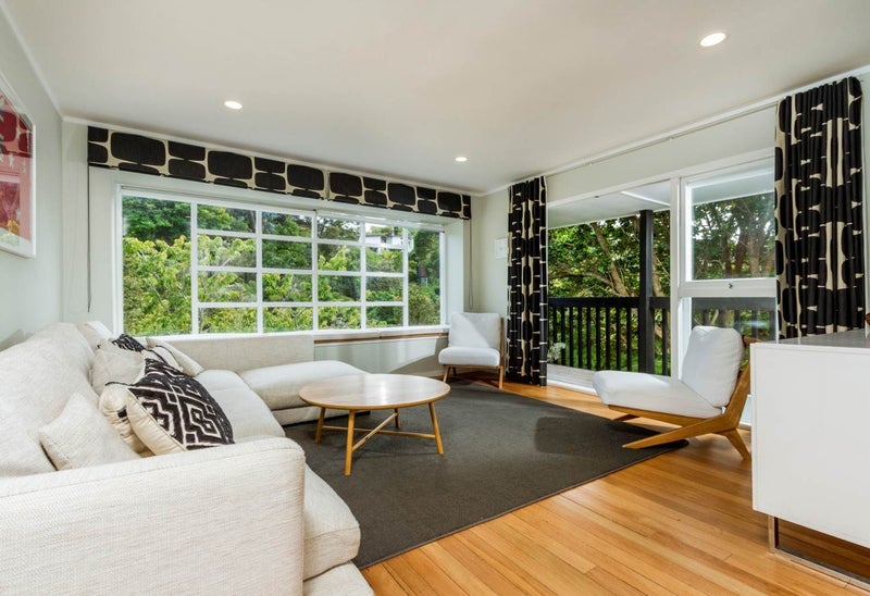 54 Braemar Road, Castor Bay, Auckland - Carousel 2