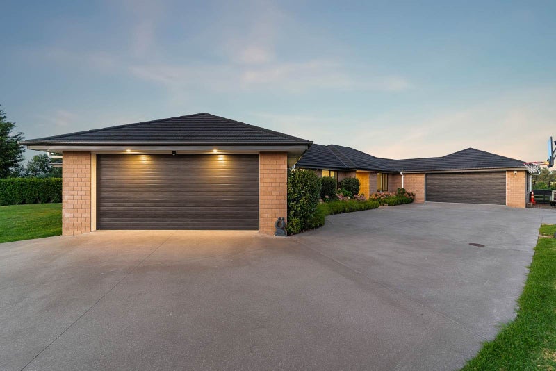 1 Coach Road, Papakura - Carousel 2