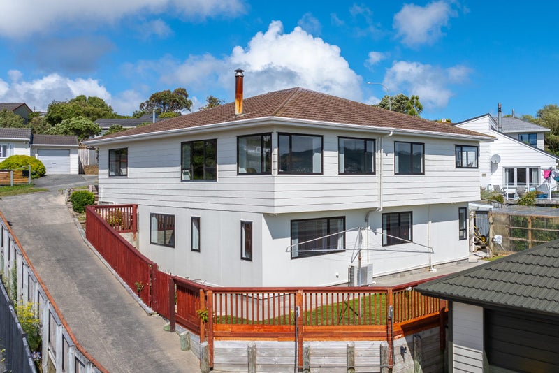 7 Trinidad Crescent, Grenada Village, Wellington - Carousel 1