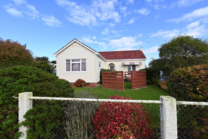 1/8 White Street, TARADALE, NAPIER - Carousel 1