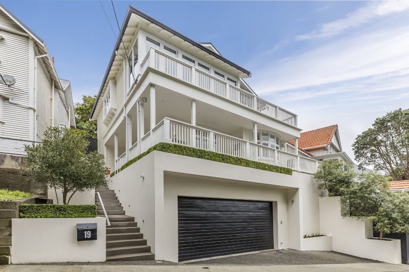 19 Lower North Terrace, Kelburn, Wellington - Carousel 2