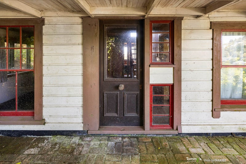 4 Governor Road, Northland, Wellington - Carousel 2