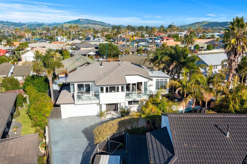 14 Malibu Key, Papamoa Beach, Papamoa - Carousel 2