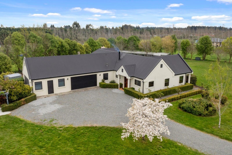 105 Verona Place, Kaiapoi - Carousel 1