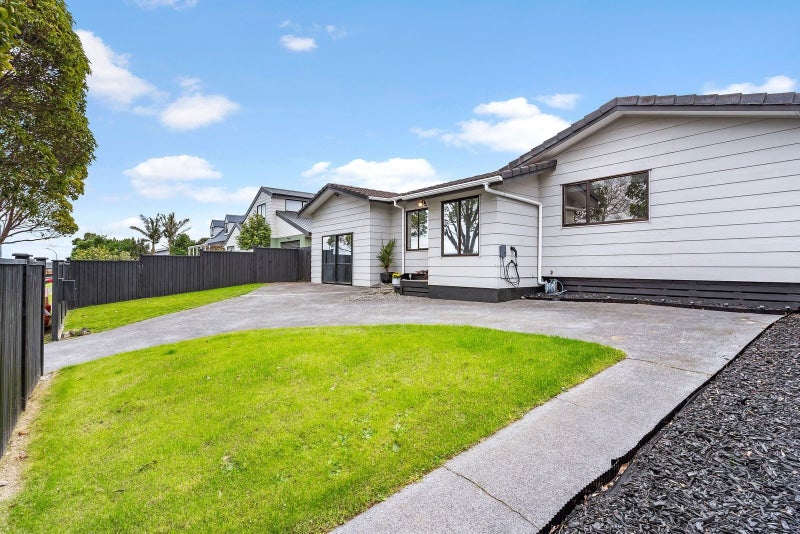 25 Sunningdale Street, Wattle Downs, Auckland - Carousel 20