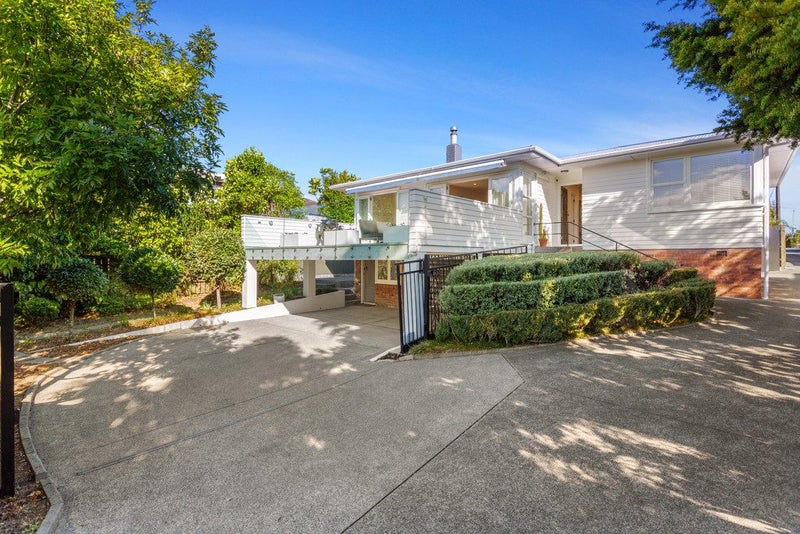 9A Matata Street, Blockhouse Bay, Auckland - Carousel 1