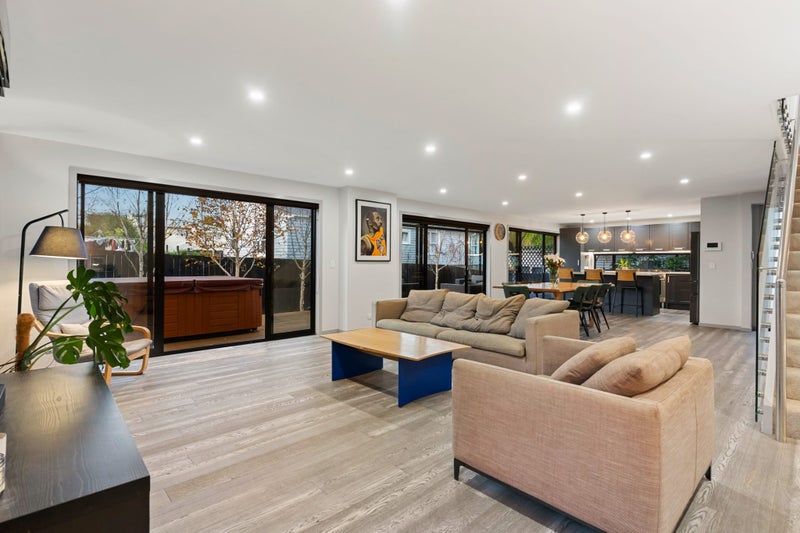 3B Edgerton Road, Te Atatu Peninsula, Auckland - Carousel 2