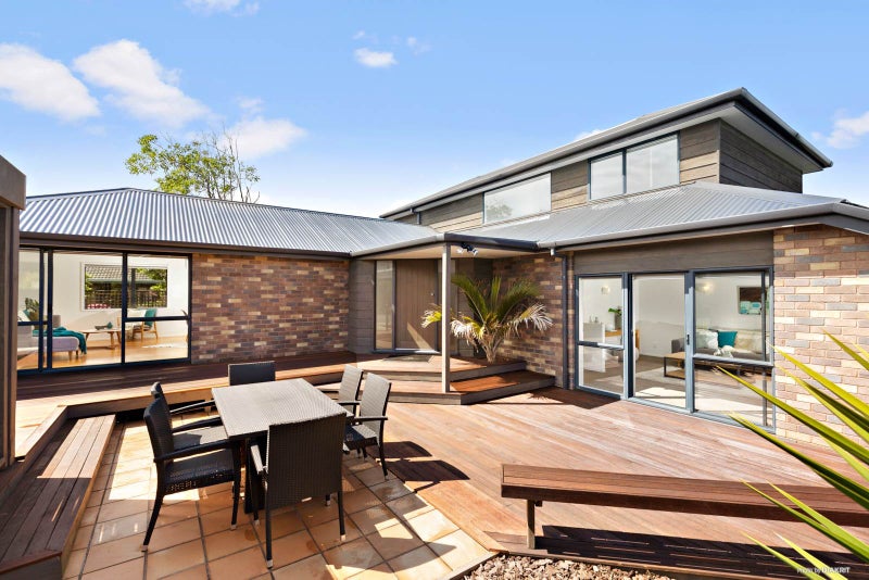 321B Riddell Road, Glendowie, Auckland - Carousel 2