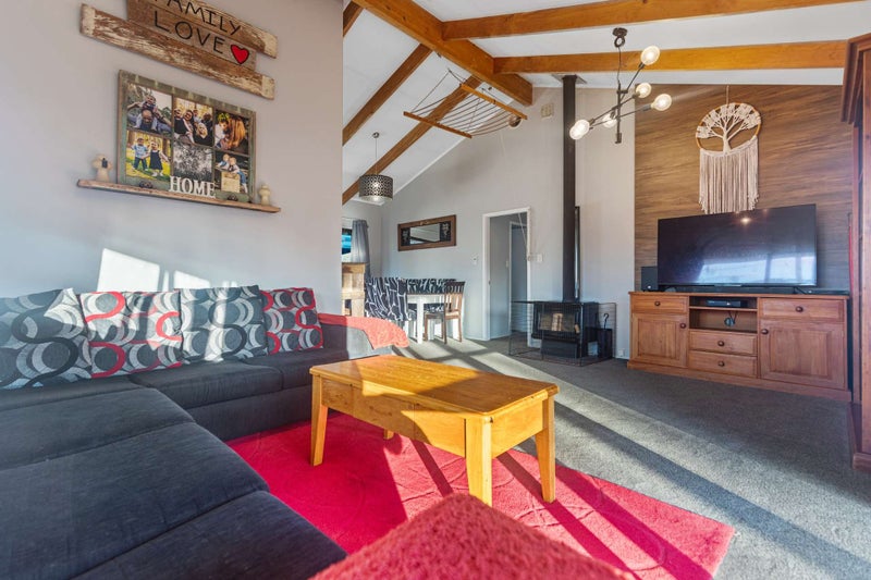 441 Franklin Street, Pirongia, Pirongia - Carousel 2