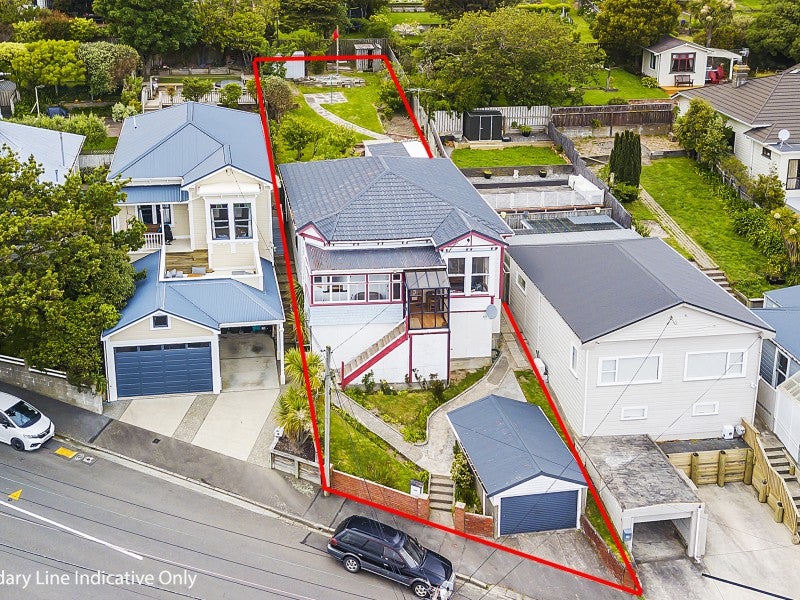 13 Hamilton Road, Hataitai, Wellington - Carousel 2