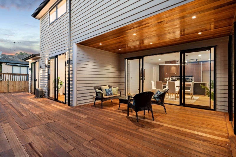 27 Hooten Place, Oteha, Auckland - Carousel 2