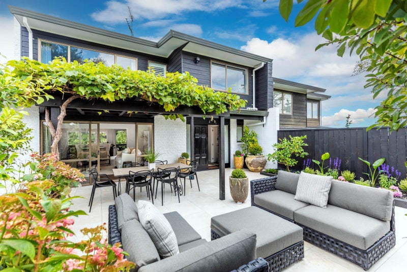 2 Tahora Avenue, Remuera, Auckland - Carousel 1