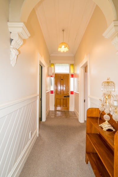 7 Pencarrow Street, Caversham, Dunedin - Carousel 2