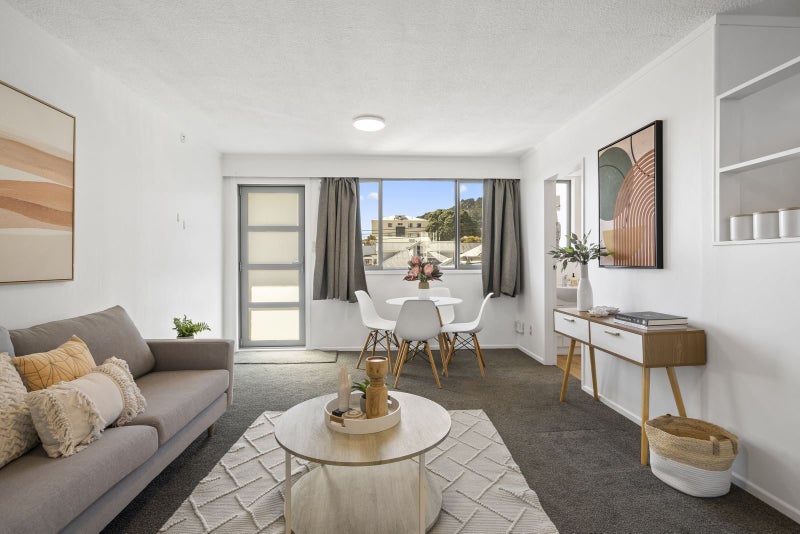 6/4 Derby Street, Mount Victoria, Wellington - Carousel 2