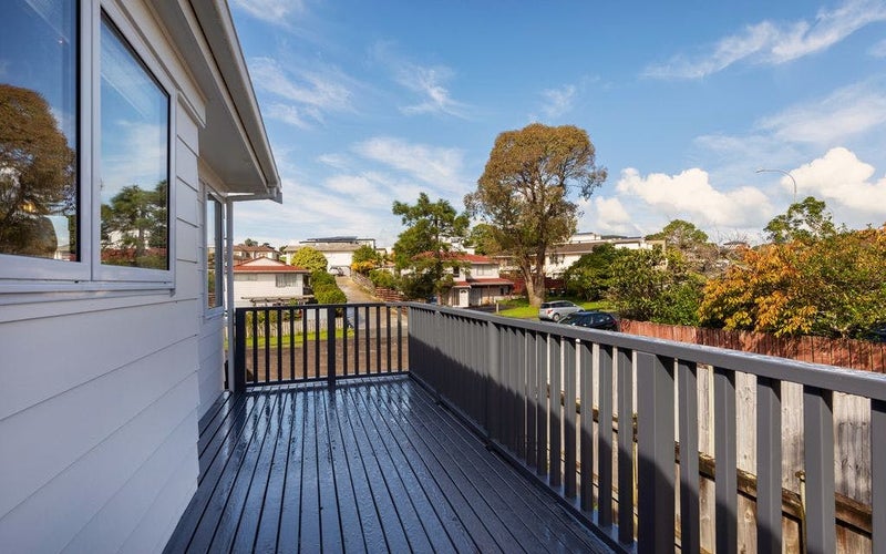 73 The Avenue, Lynfield, Auckland - Carousel 14