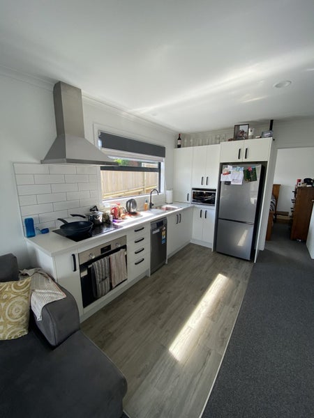 1/85 Storey Avenue, Forest Lake, Hamilton - Carousel 2