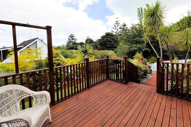 2/59 Pupuke Road, Birkenhead, Auckland - Carousel 3