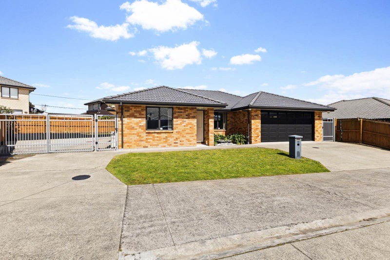 7 Reward Place, Mangere, Auckland - Carousel 2