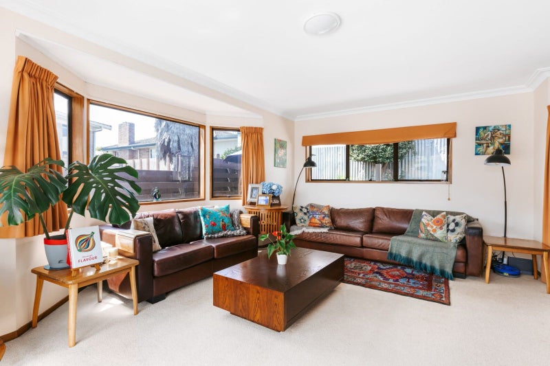 3B Sutherland Avenue, Mount Maunganui, Mount Maunganui - Carousel 2