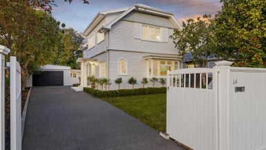 64 Wilsons Road South, Saint Martins, Christchurch - Carousel 1