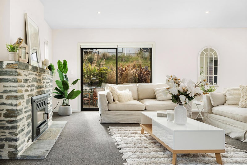 3 Kincaid Place, Arthurs Point, Queenstown - Carousel 2