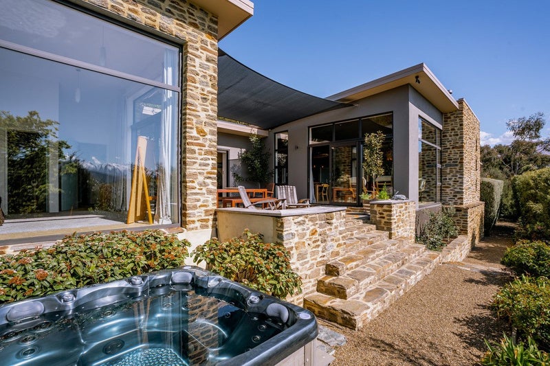 695A Aubrey Road, Wanaka - Carousel 2