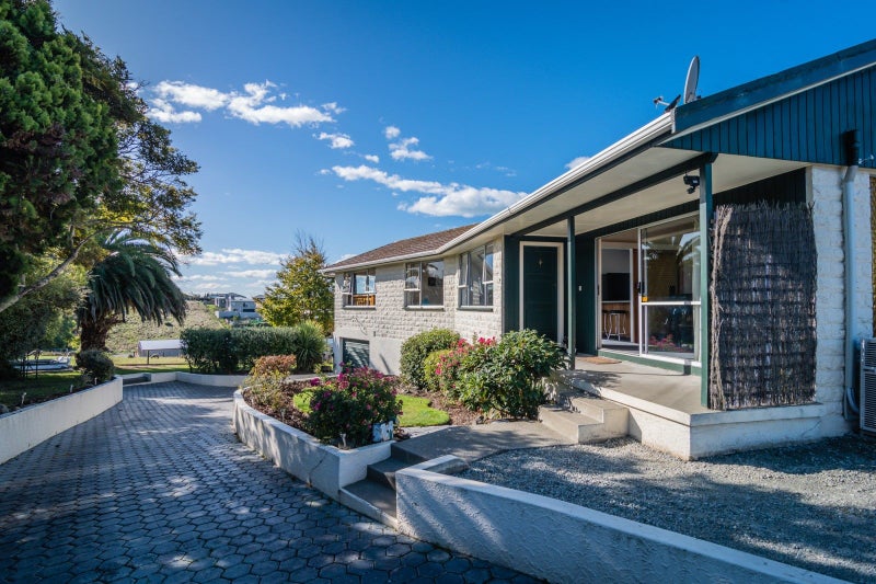 16 Godley Place, Oceanview, Timaru - Carousel 2