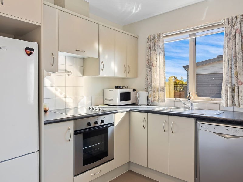 6/25 Tilford Street, Woolston, Christchurch - Carousel 2