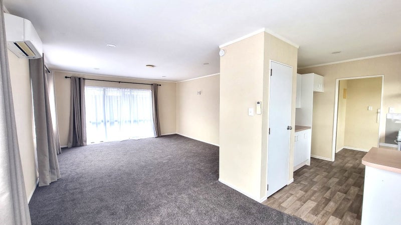 65B Manley Grove South, Gate Pa, Tauranga - Carousel 1