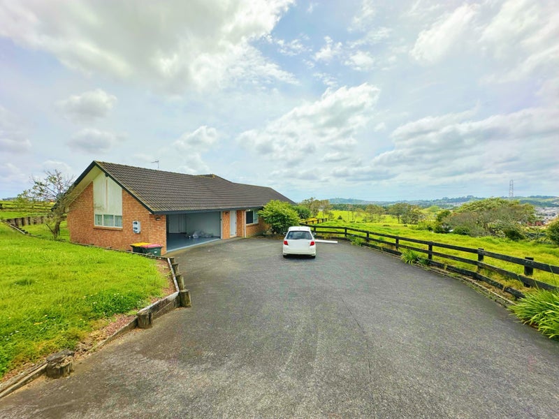 75 Murphys Road, Totara Park, Auckland - Carousel 1