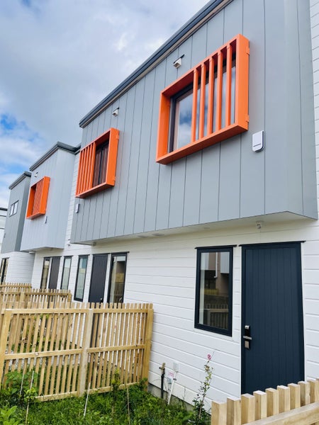 7/10 Arney Road, Ranui, Auckland - Carousel 1